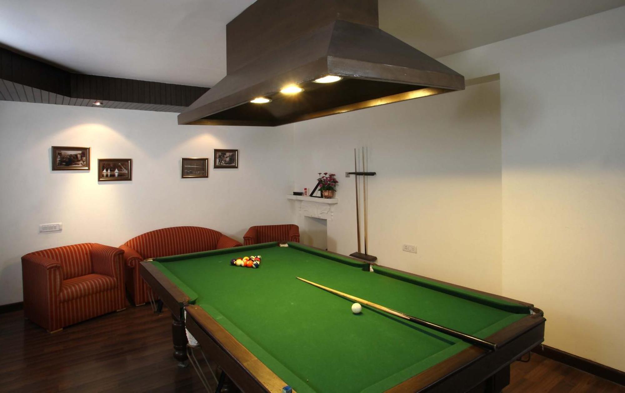 Shervani Hilltop Resort Nainital Exterior foto