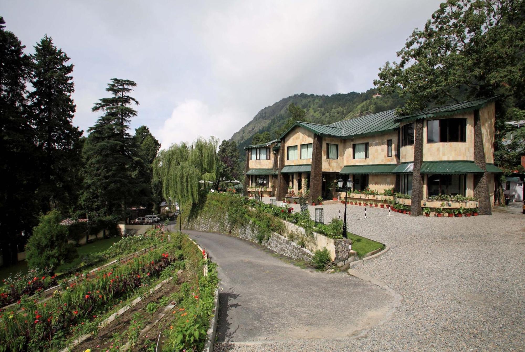 Shervani Hilltop Resort Nainital Exterior foto